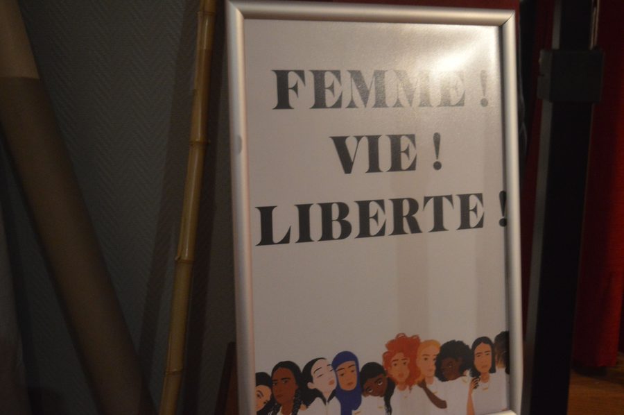 Ève, lève-toi · sur scène