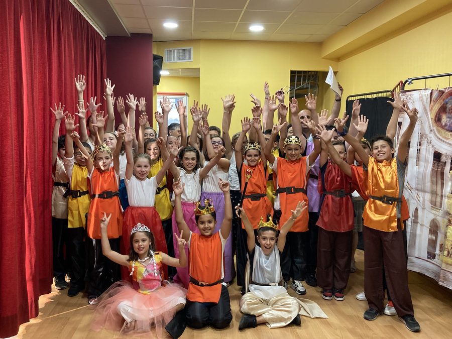 Initiation théâtrale à l'école Louis Clerc